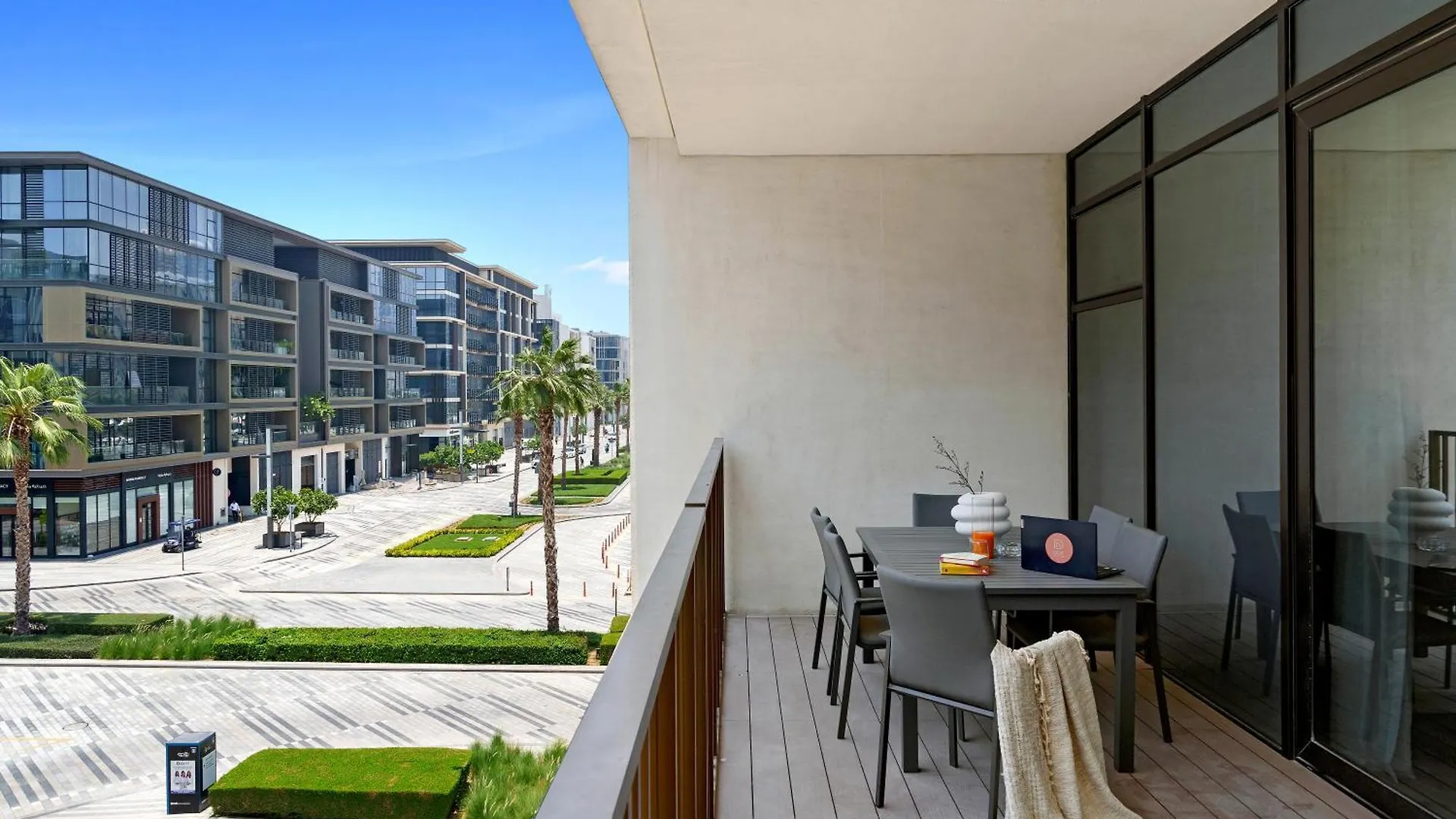 Experience City Walk - Spacious Haven - 2 Bedroom Plus Maid'S Room Dubai Apartment
